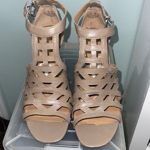 Franco Sarto sandal heel